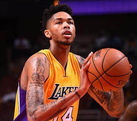 梅州vs英博：5外援PK3外援，刘祝润、杨铭锐首发，刘云出战